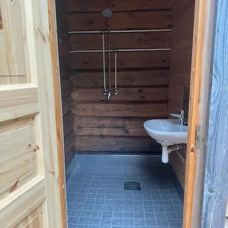 Ninase Puhkemajad * Tagaranna