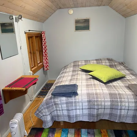 Ninase Puhkemajad Camping