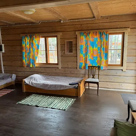 Camping Ninase Puhkemajad Tagaranna