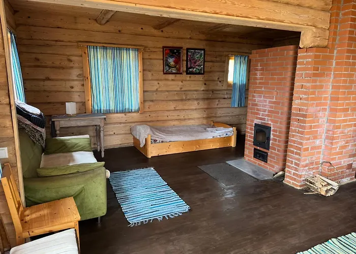 Campsite Ninase Puhkemajad