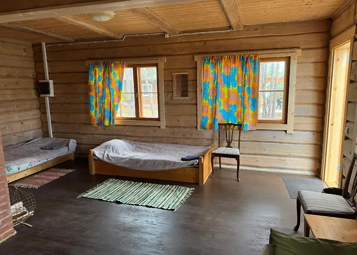 Campsite Ninase Puhkemajad Tagaranna